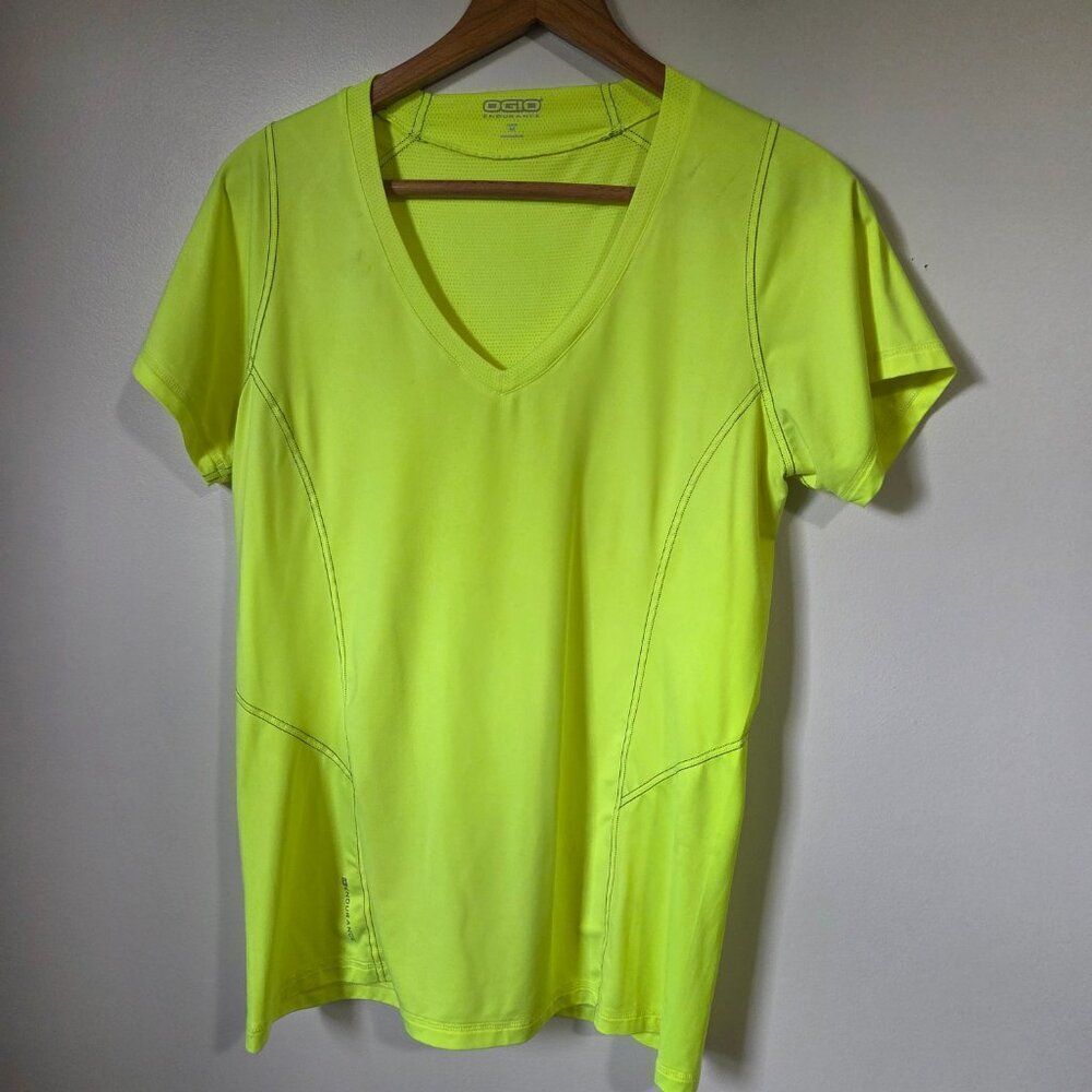 EUC LIKE NEW OGIO ENDURANCE YELLOW V NECK ATHLETIC WEAR SIZE M WOMENS